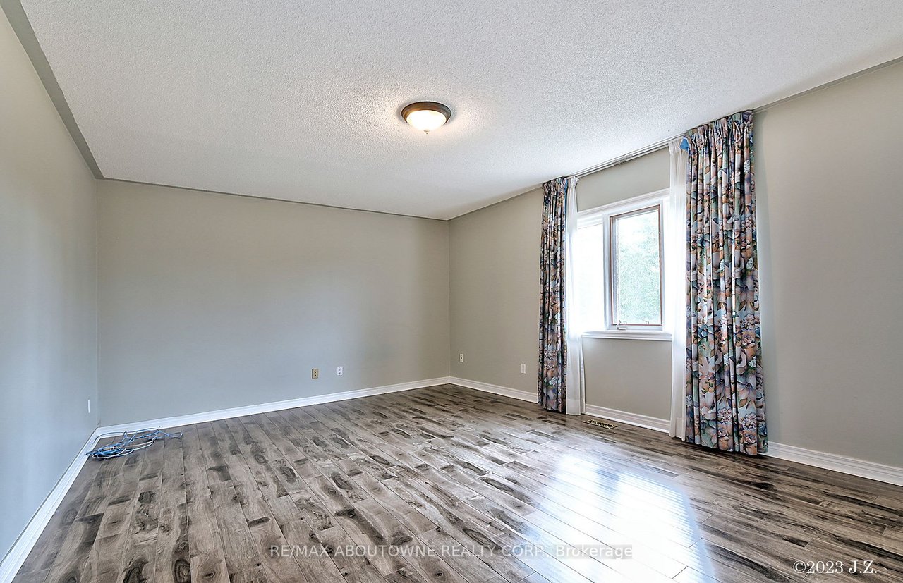 28 Townson Rd