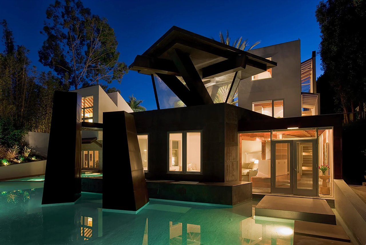 526 N. Carmelina Ave