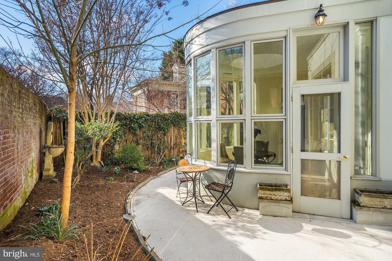 84 Kalorama Cir NW