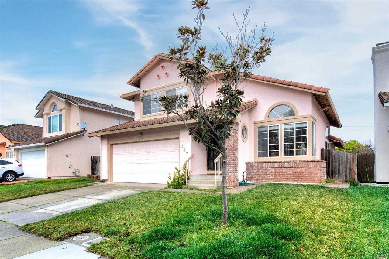 437 Avalon Cir