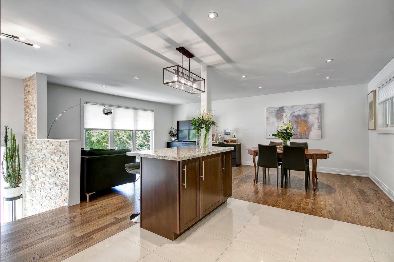3177 The Credit Woodlands