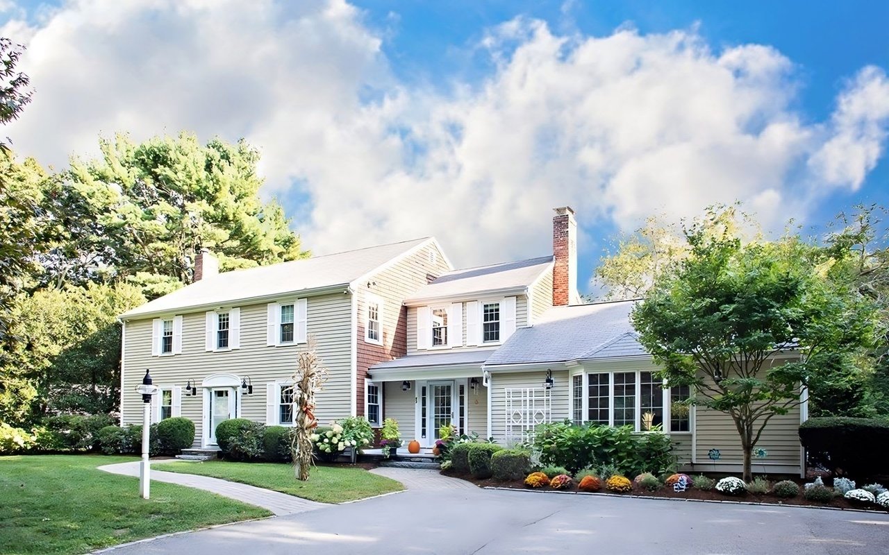 83 Lovers Lane, Duxbury MA