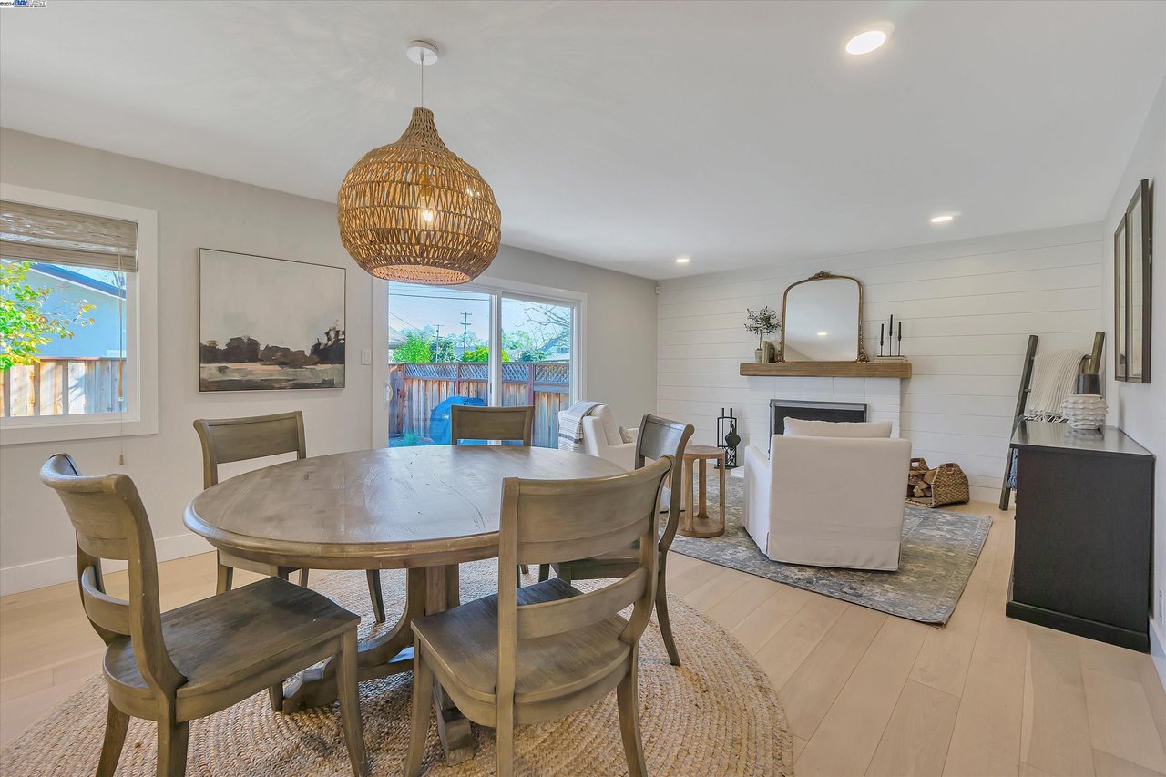 926 Amhurst Ct