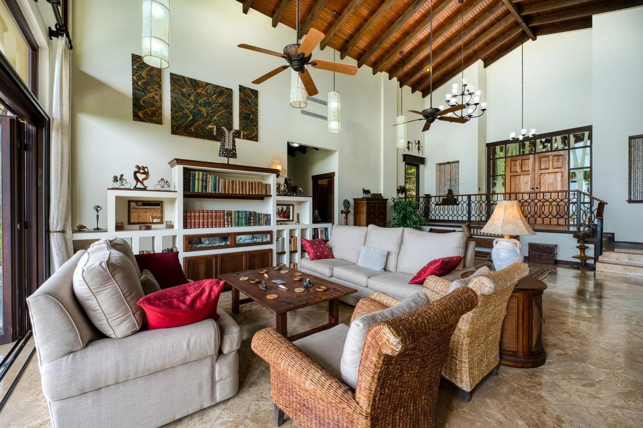 Luxury Ocean View Home, Dominical, Puntarenas