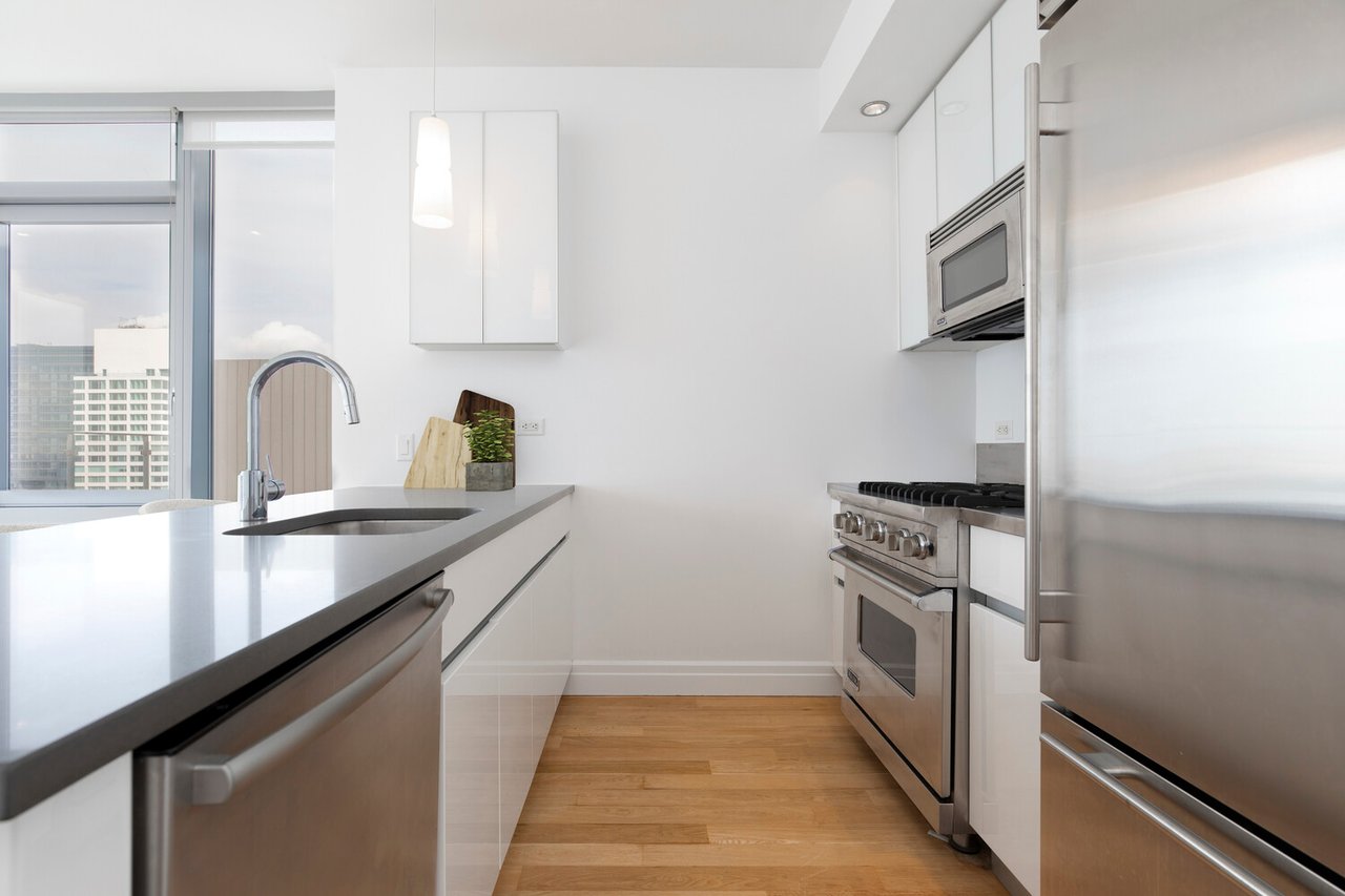 550 West 54th Street, Apt PHI