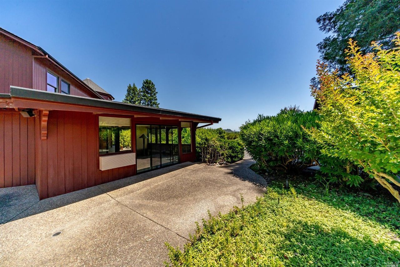 3875 W Dry Crk Rd
