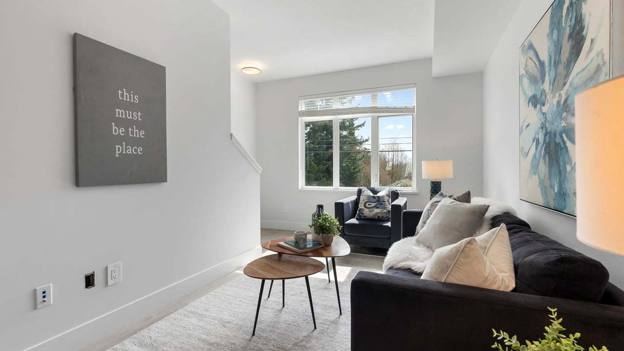 21-2070 Oak Meadows Dr