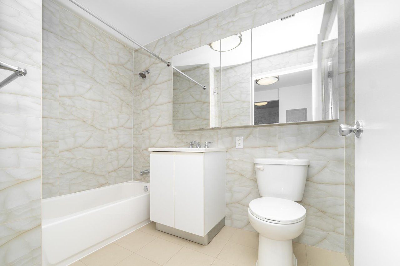 310 East 2nd Street, Apt 8-E