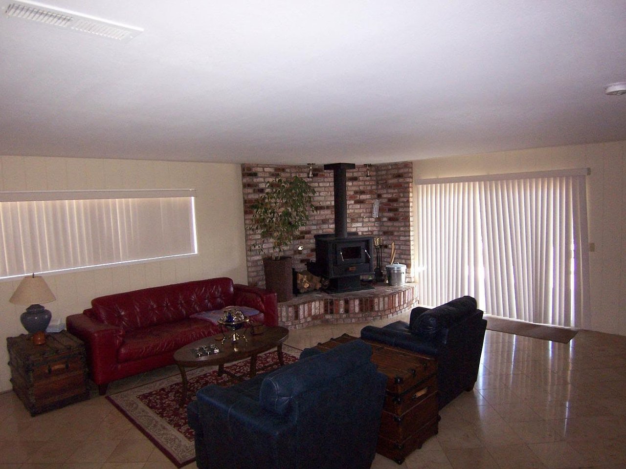 1246 Amador Ave