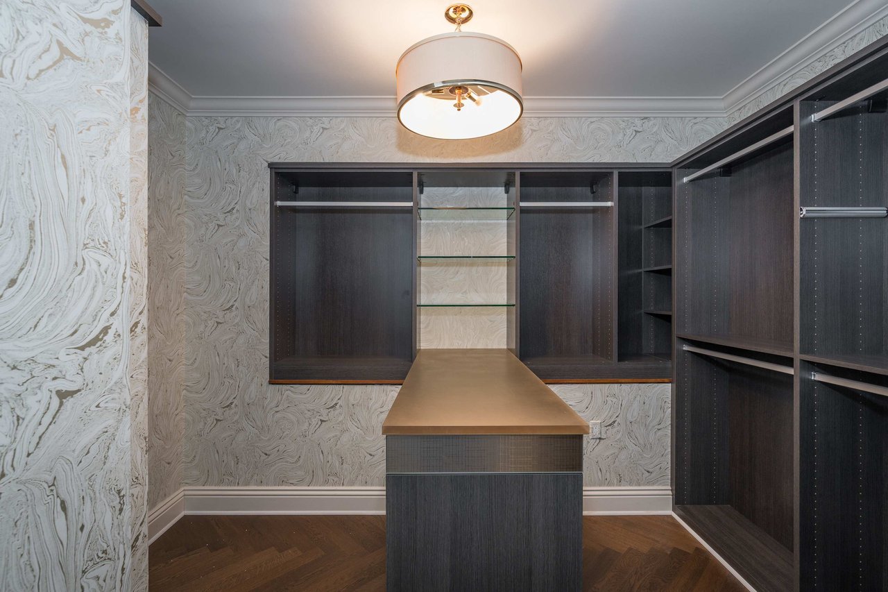 219 Brannan Street Unit: 18D