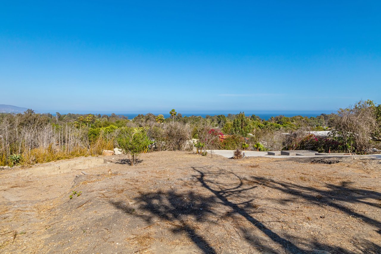 28843 Selfridge Drive