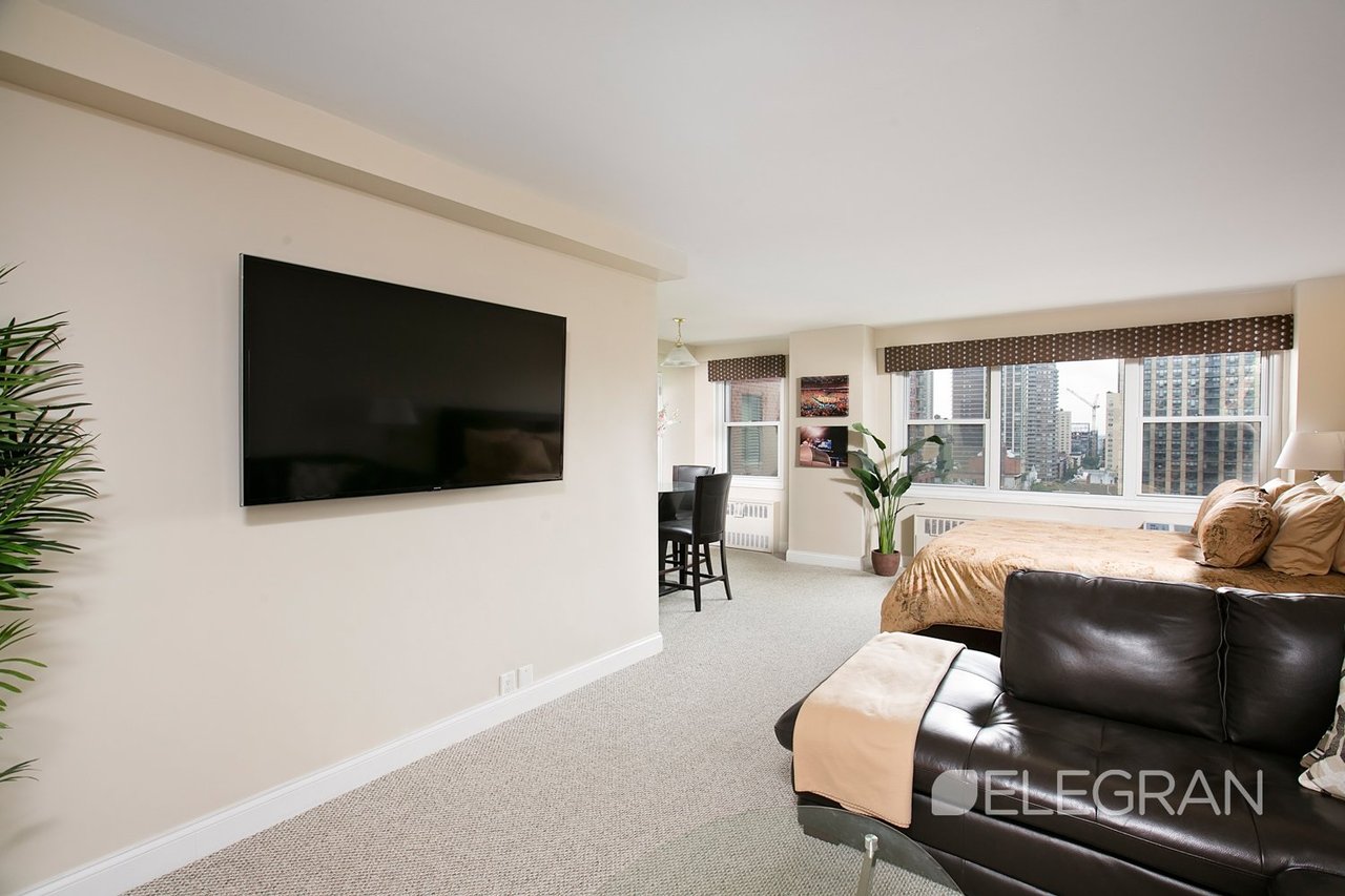 200 East 84th Street