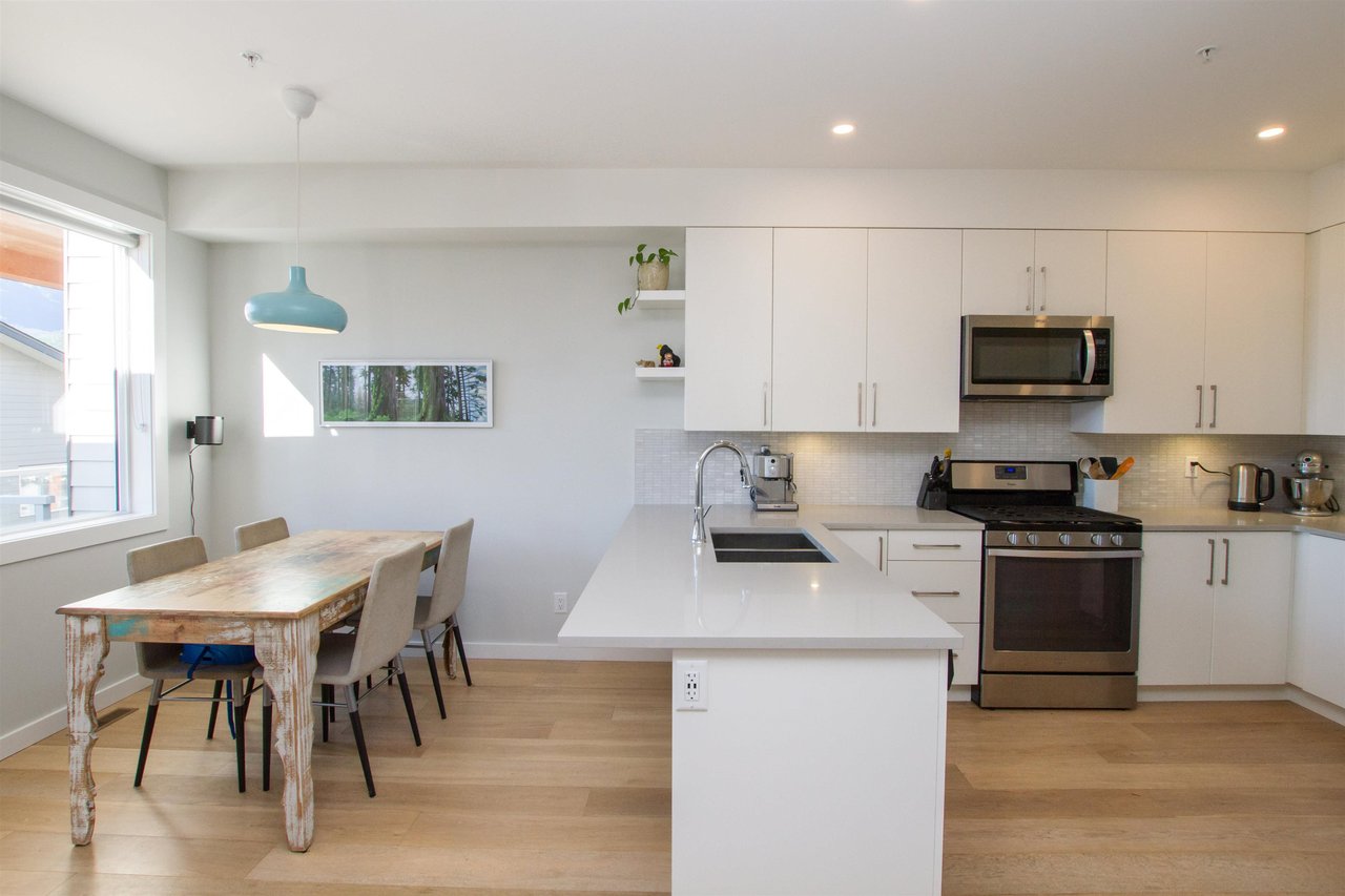 4-41333 Skyridge Pl