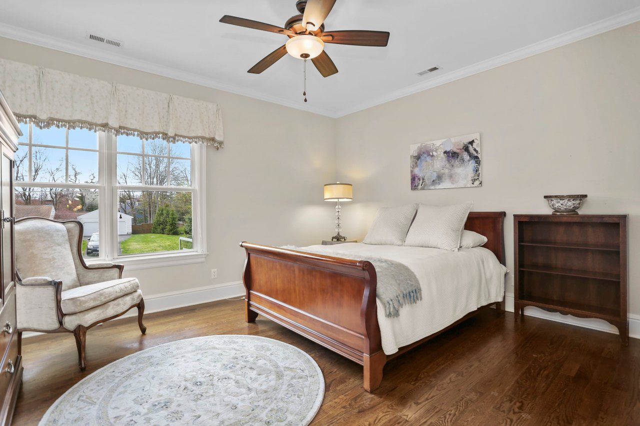 14 Woodhill Road