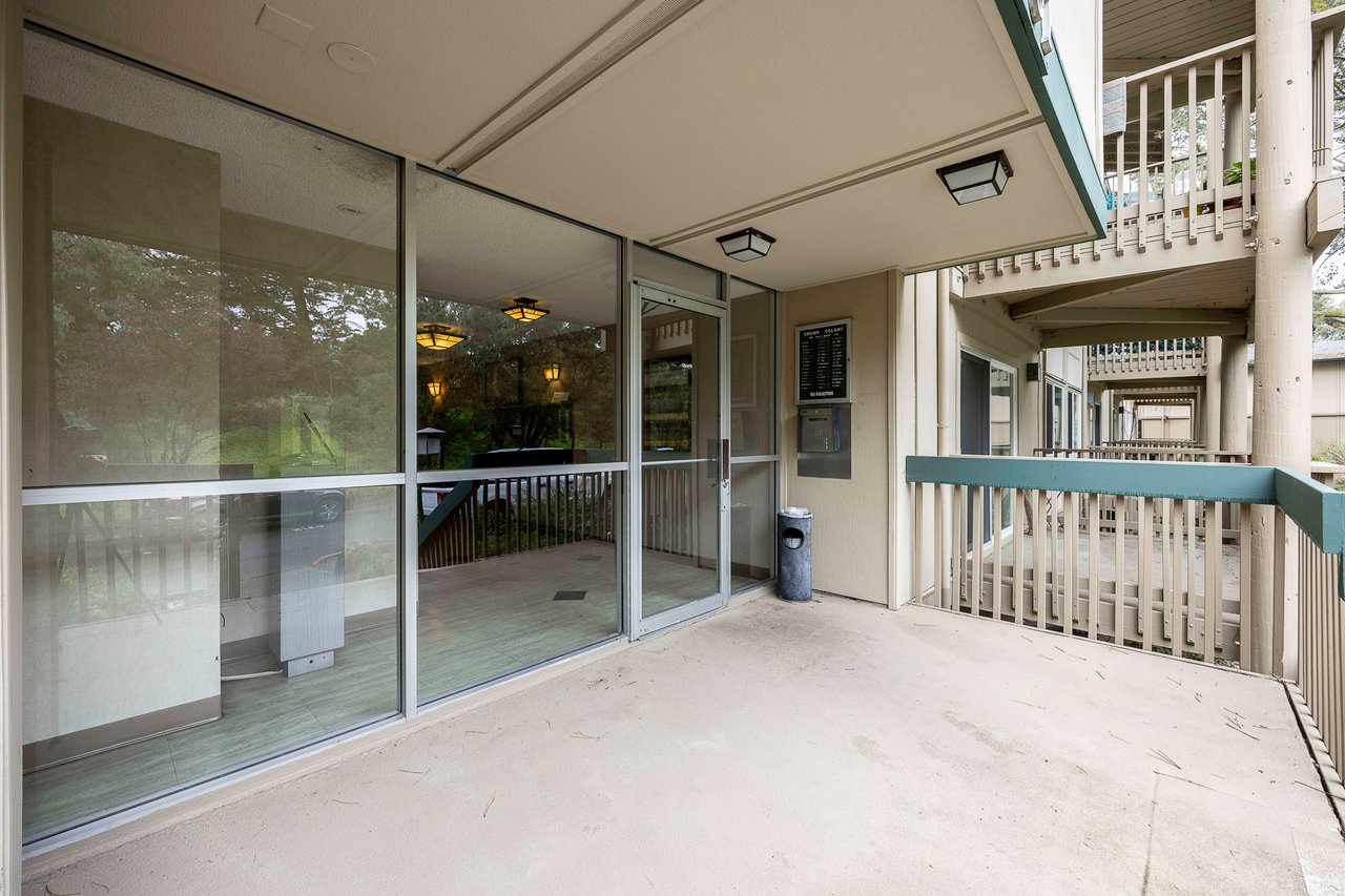 397 Imperial Way #210, Daly City