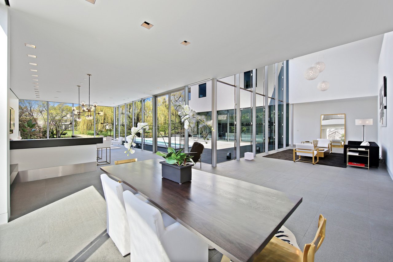 For Those Seeking An Extraordinary Lifestyle