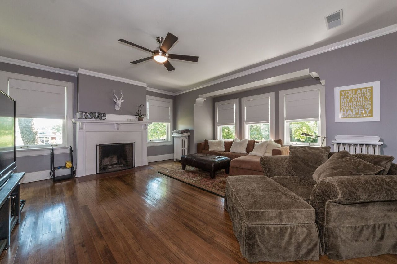 A CWE Historic Home on Cobblestone Pershing Place