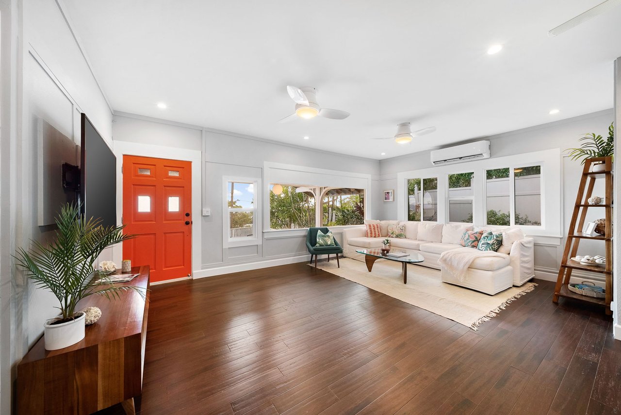 3851 Sierra Drive