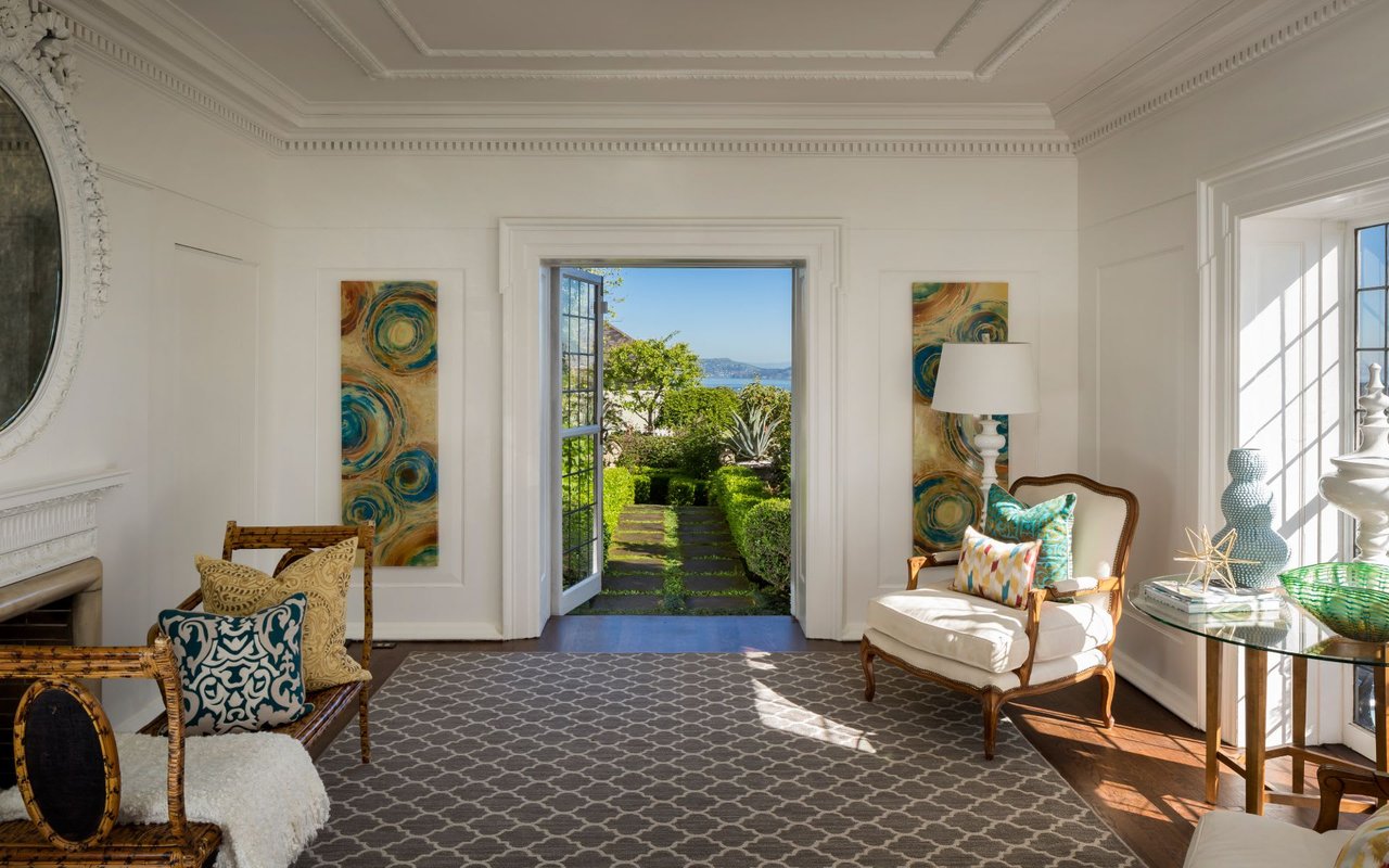Legendary Pacific Heights Residence