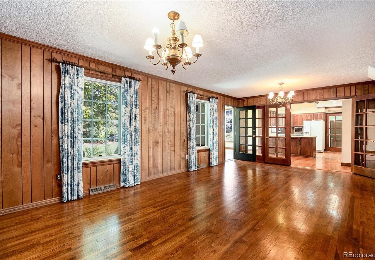 8 Meadowview Lane