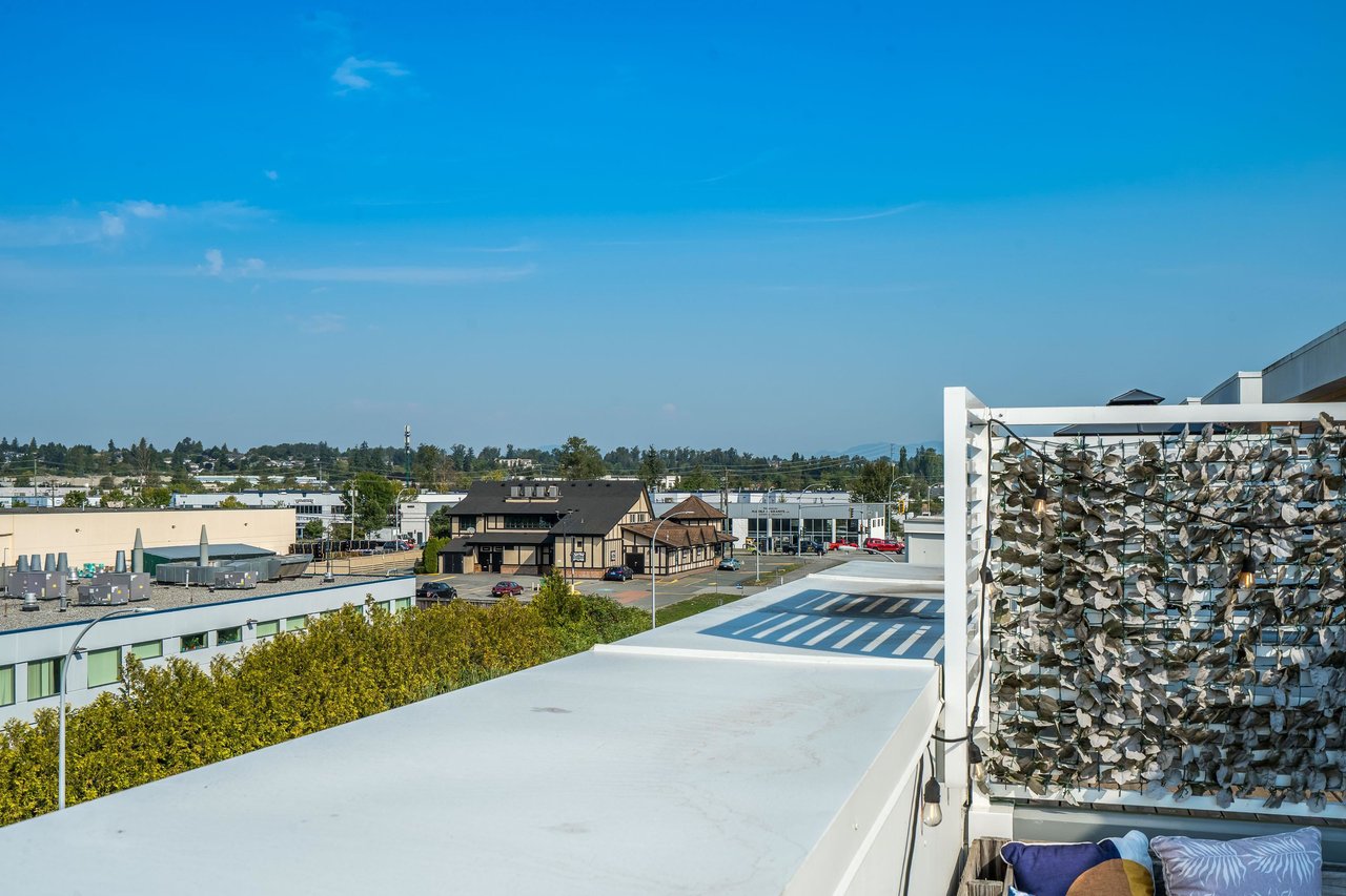 21-19628 55a Avenue, Langley