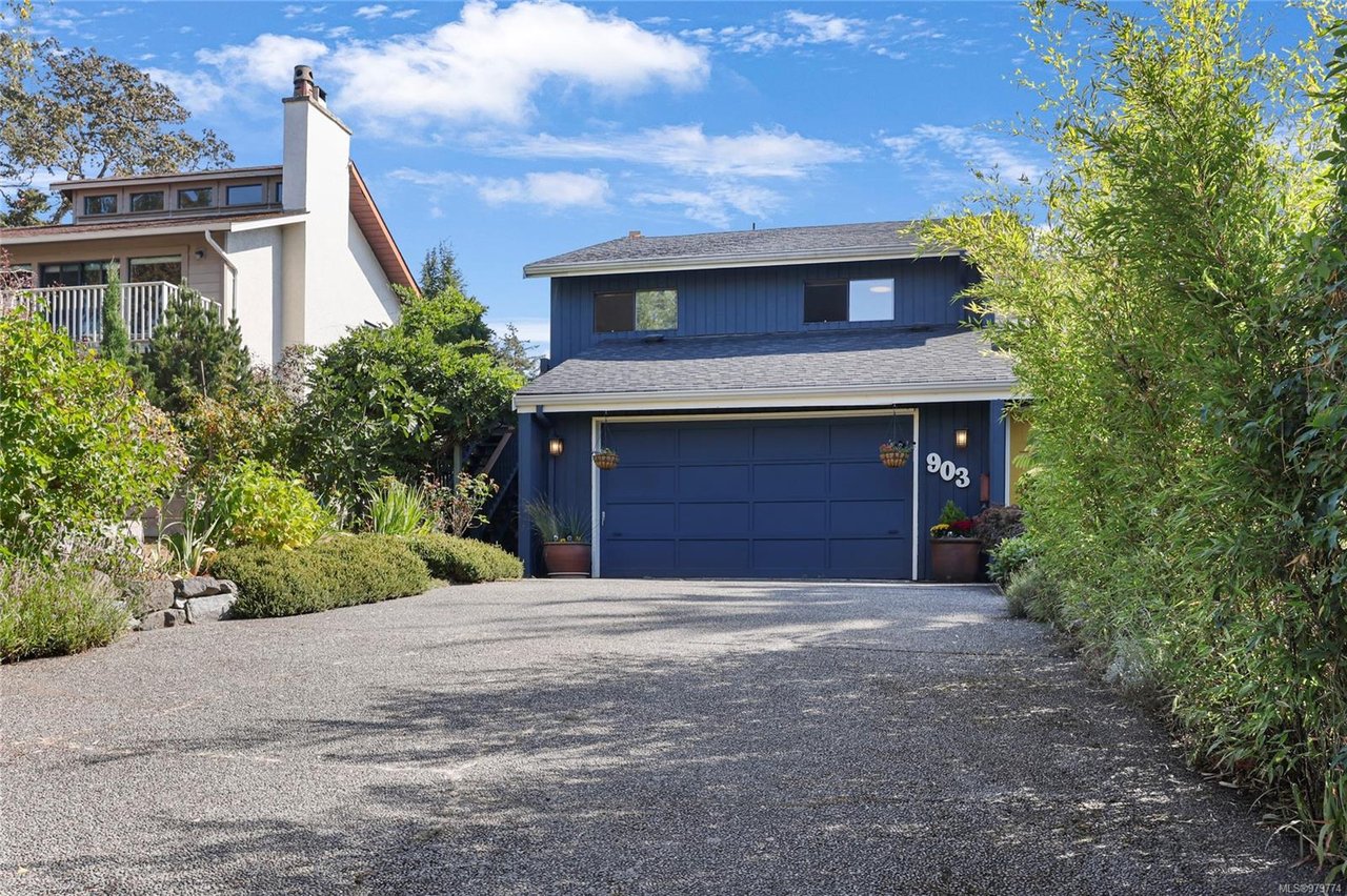 903 Graythorpe Pl