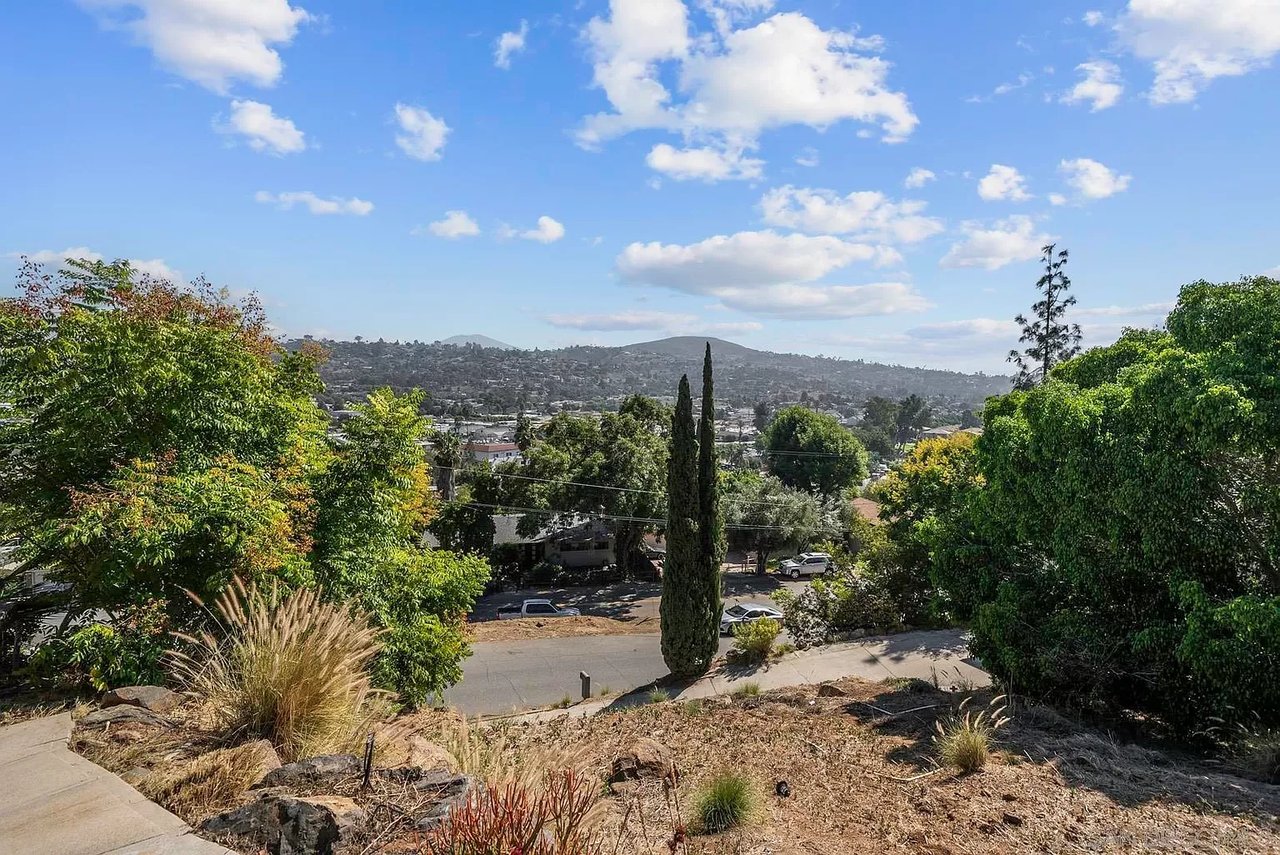 3410 Saddle Drive