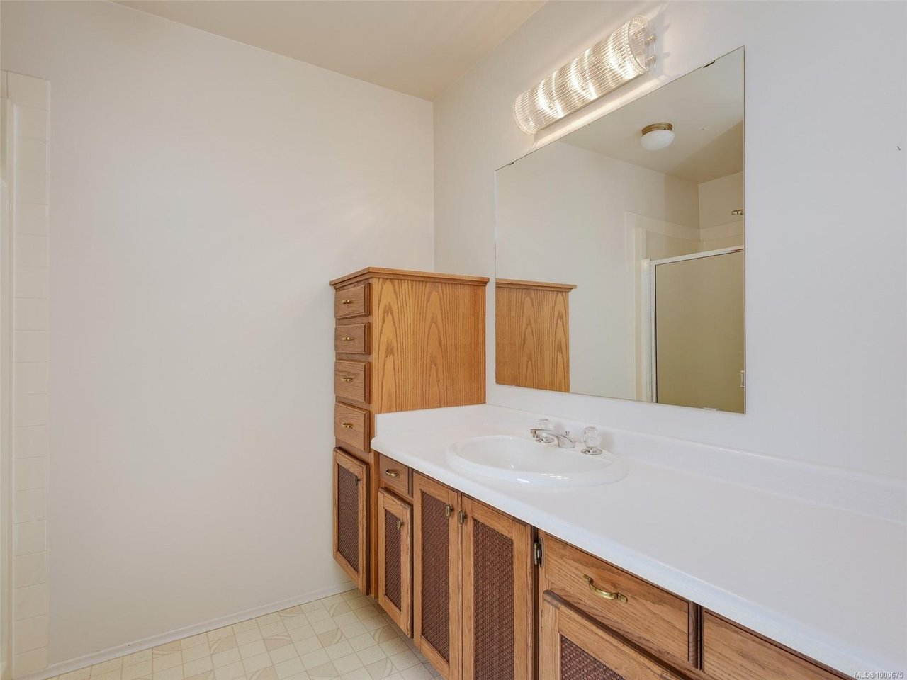 102 High St, View Royal