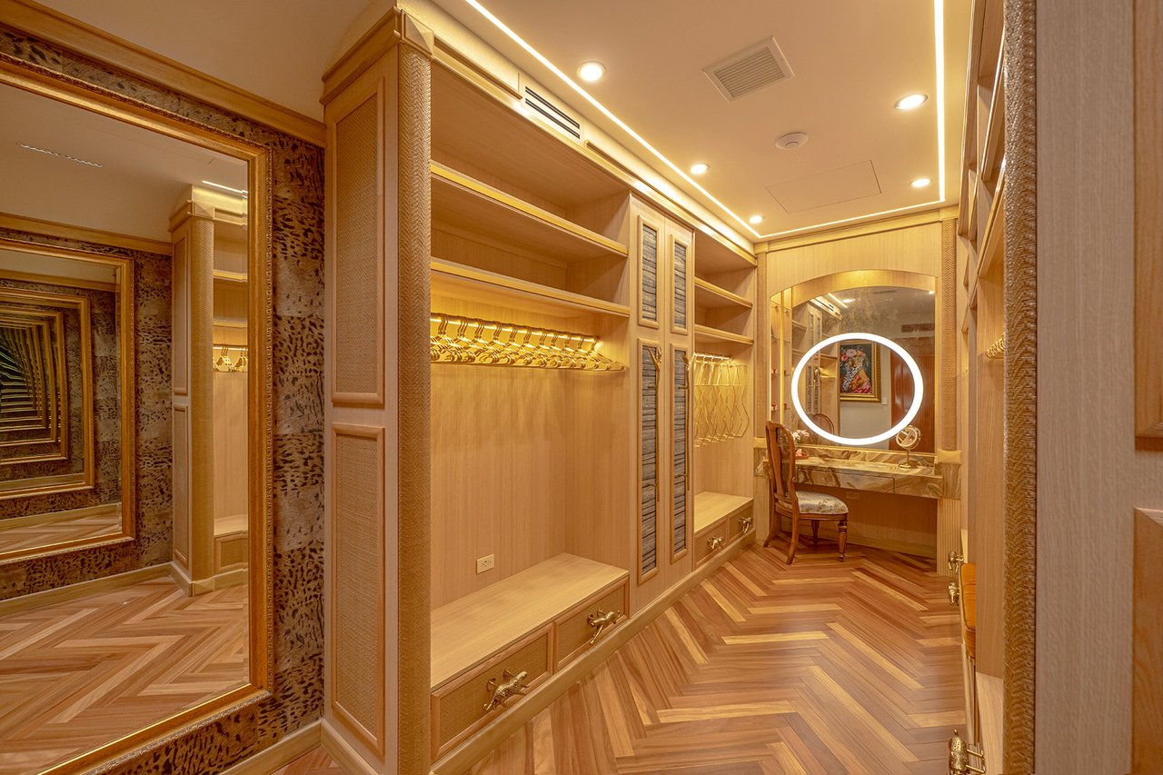 Luxury Estate with Panoramic Views, Santa Ana, San Jose