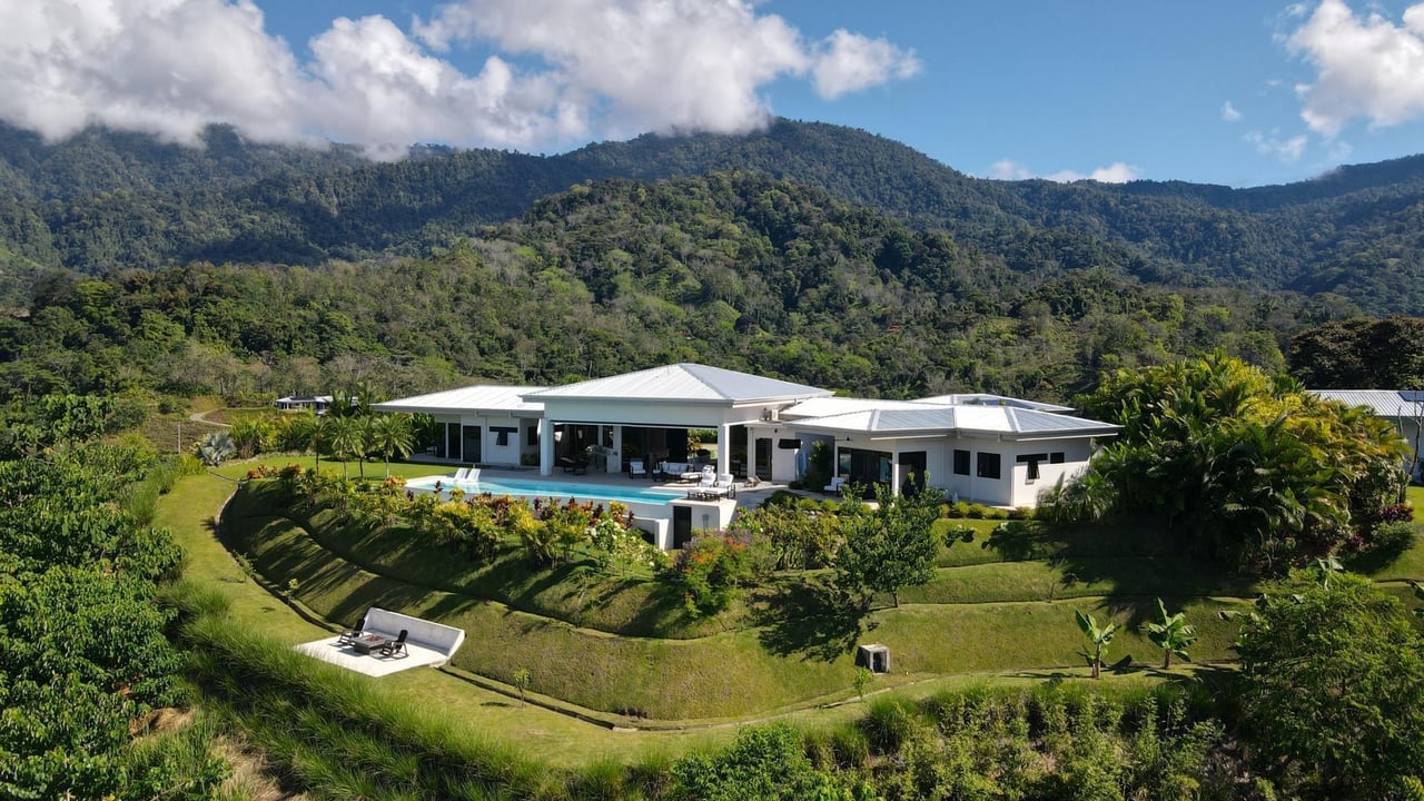 Elegant, Modern Ocean View Home on 2.75 Acres