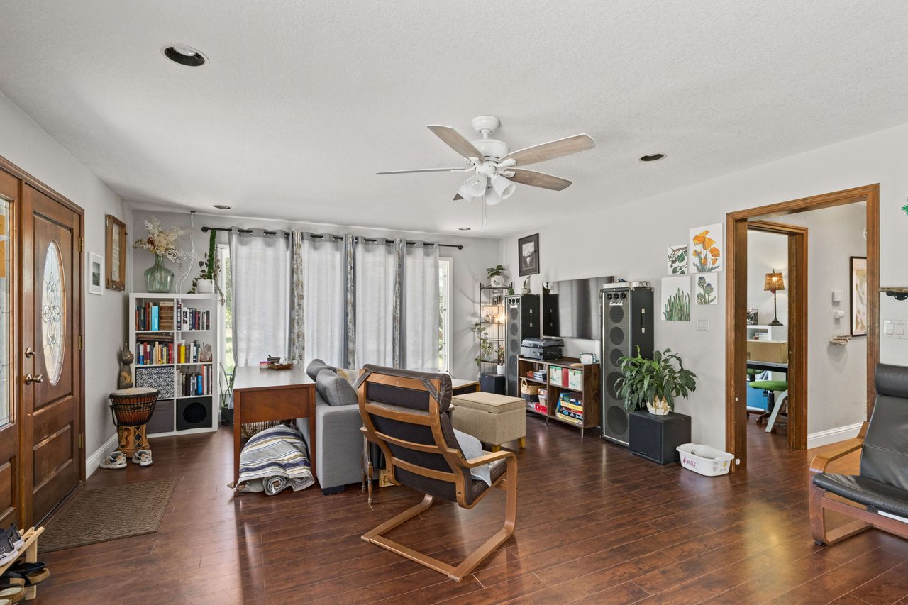 2880 Carlson Drive
