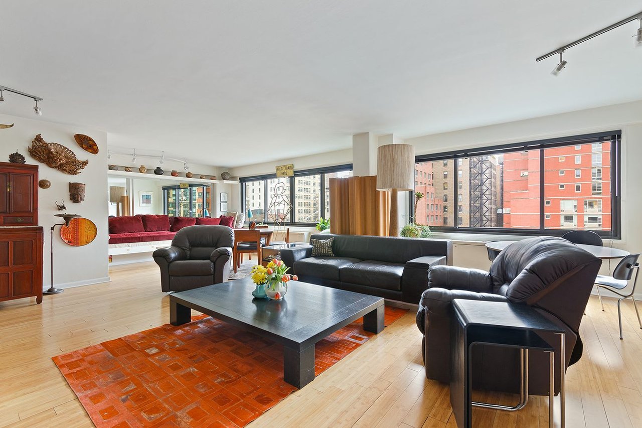 201 W 21st St, #10CDE