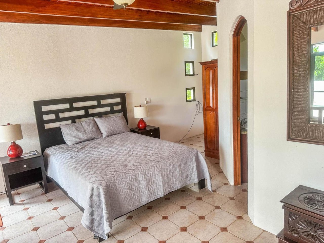Secure Gated Villa Community, Ojochal, Puntarenas