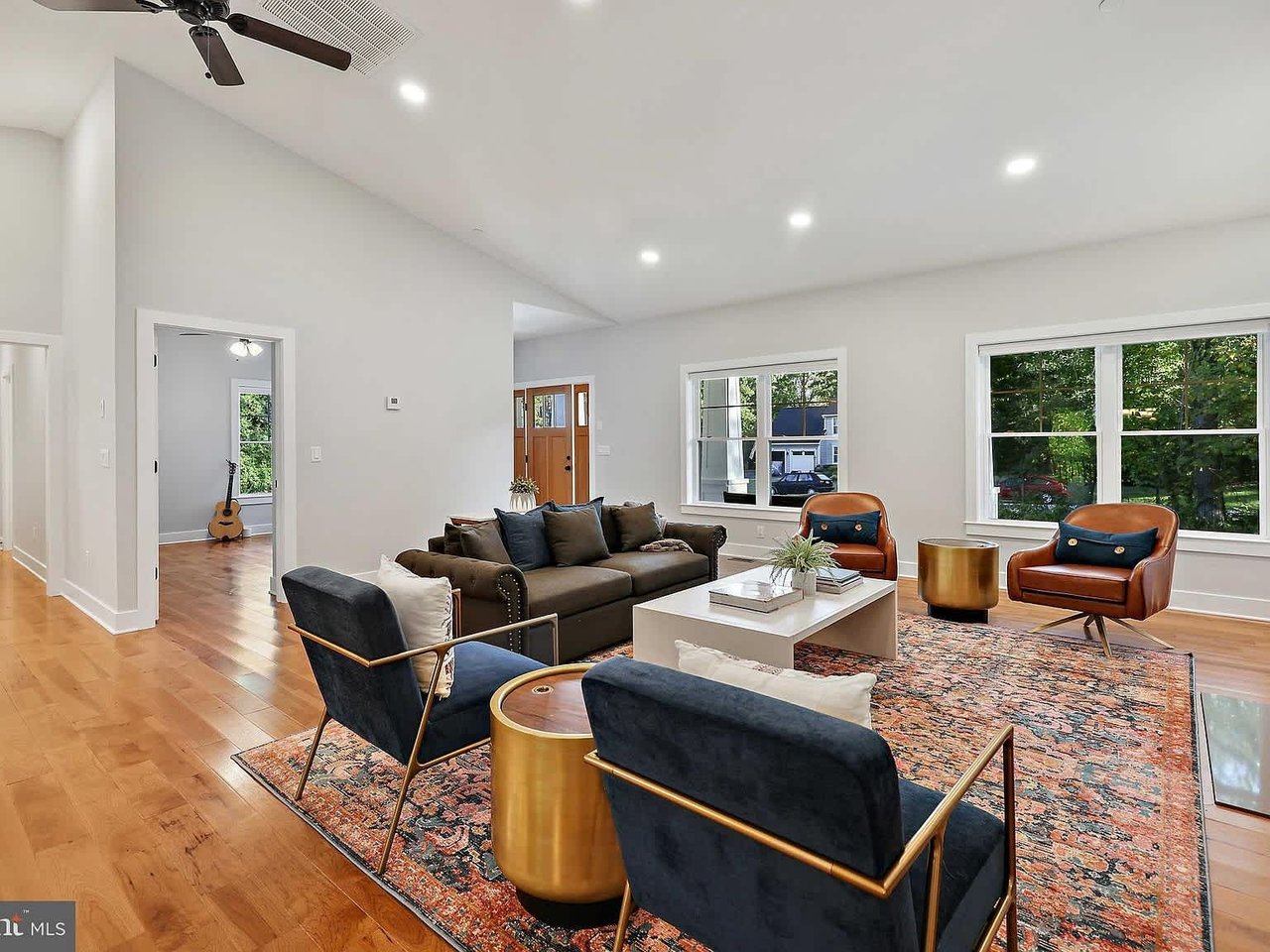 1422 Harmony Ln