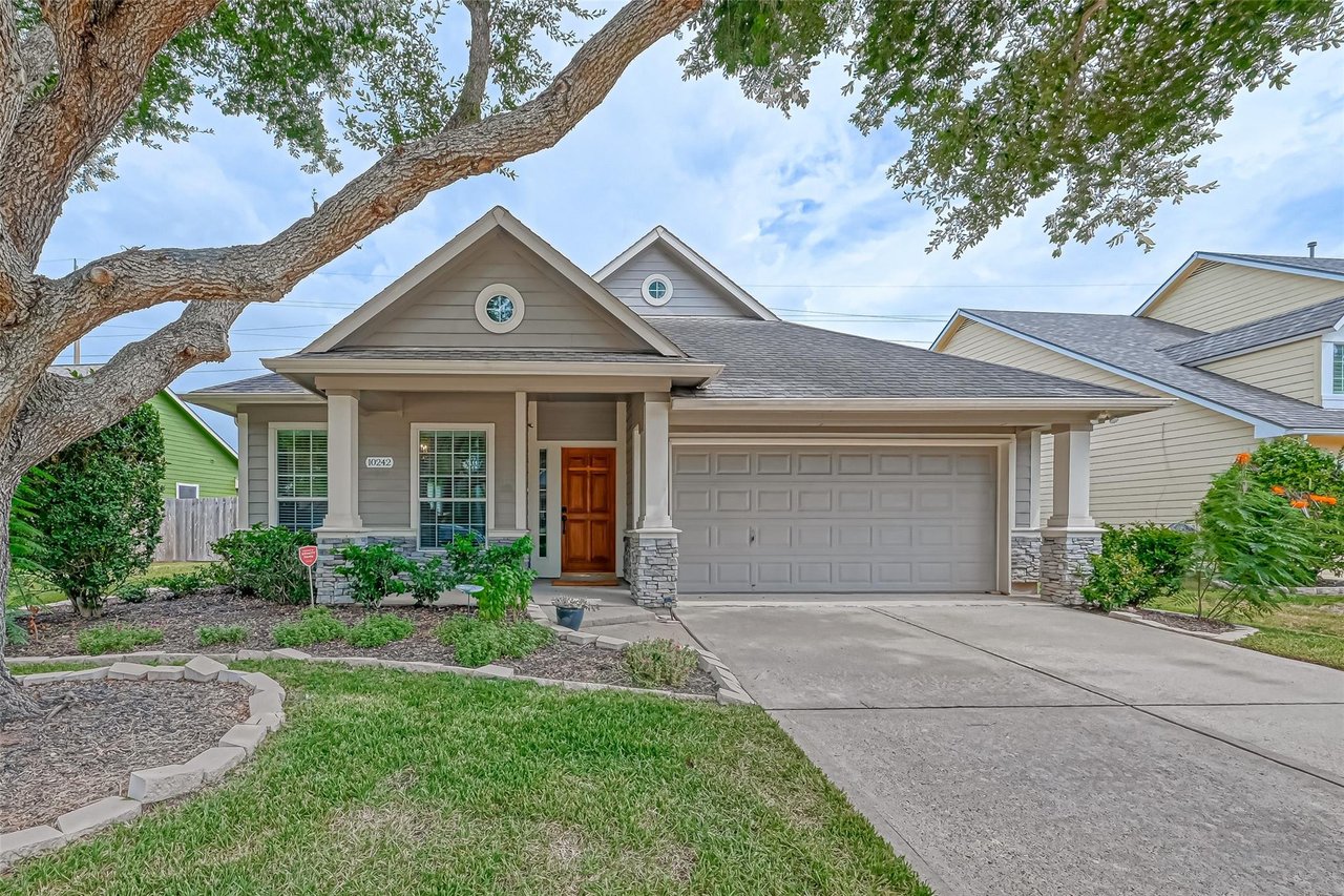 10242 Rosebud Lane