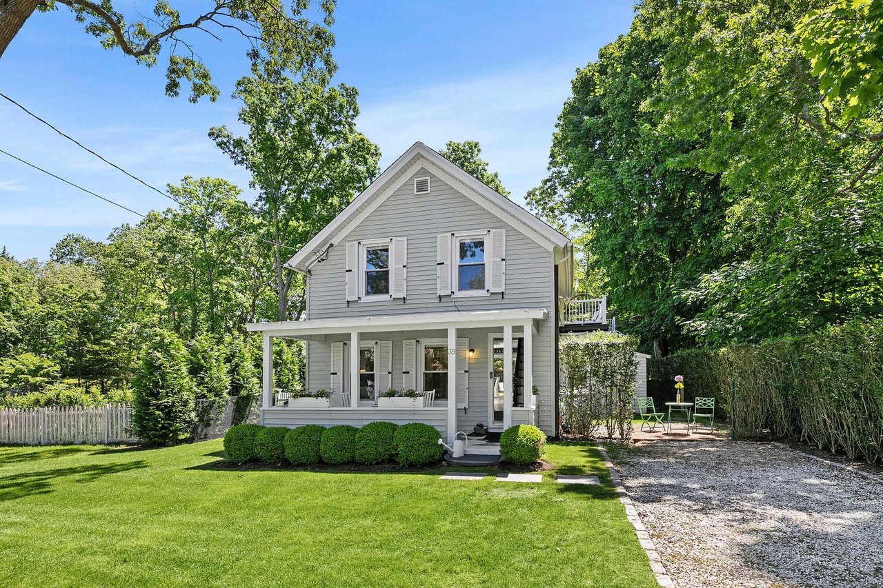 South Fork Dream Home: A sweet, cozy façade belies a bevy of tricked-out extras