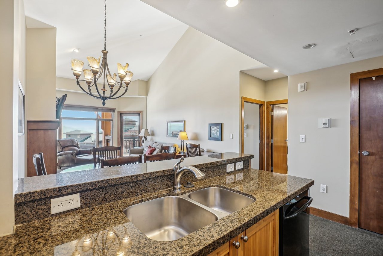 3720 Sundial Ct B517