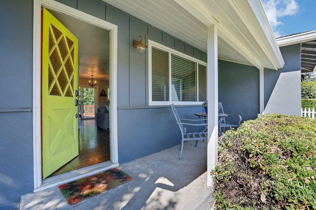 2033 Cochran Road
