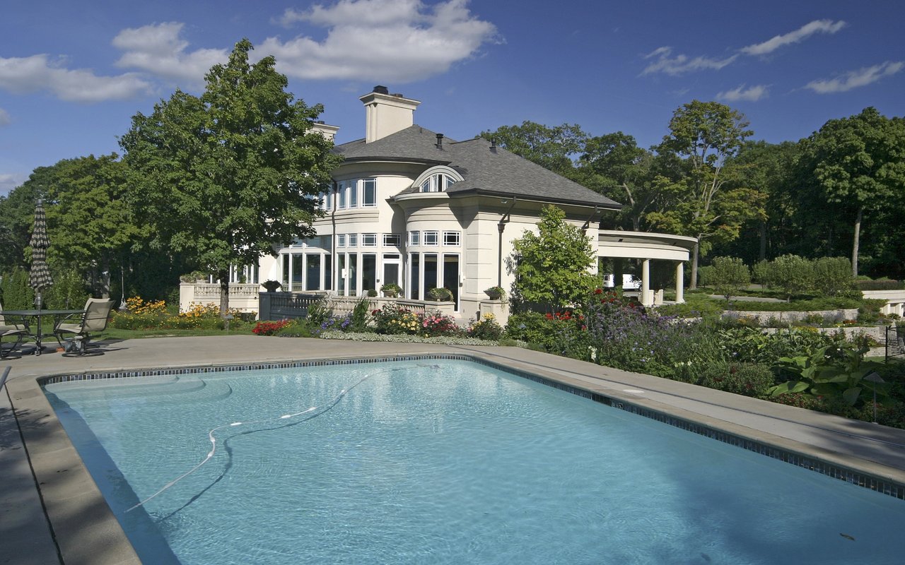 2750 Gale Rd | Wayzata