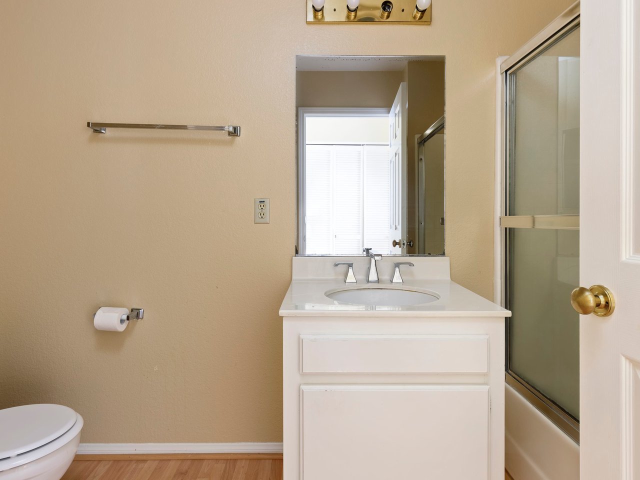 1345 E Grand Avenue Unit: D