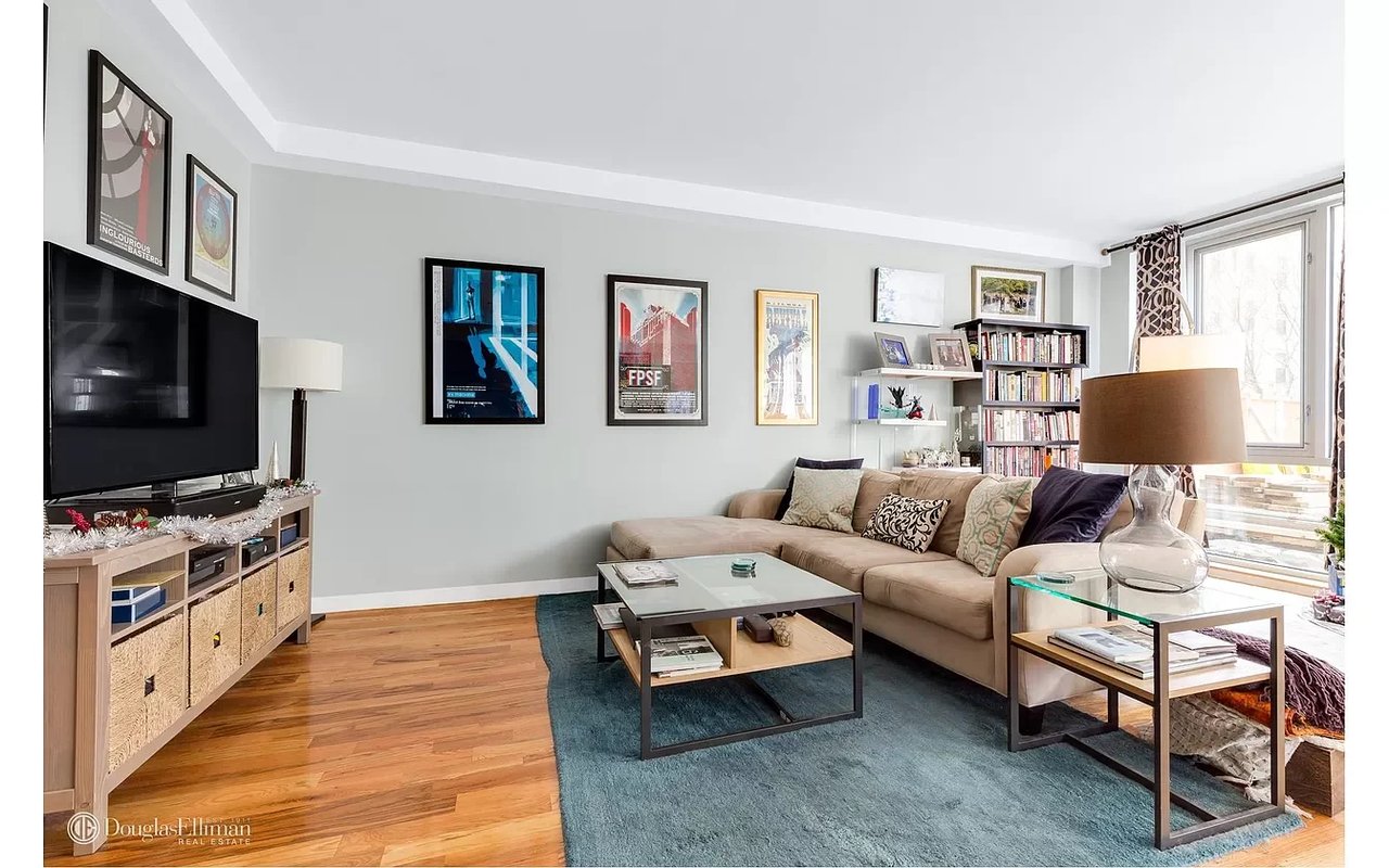 435 E 117th St, #2