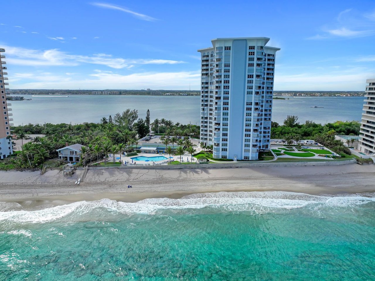 5200 N Ocean Dr, #1702