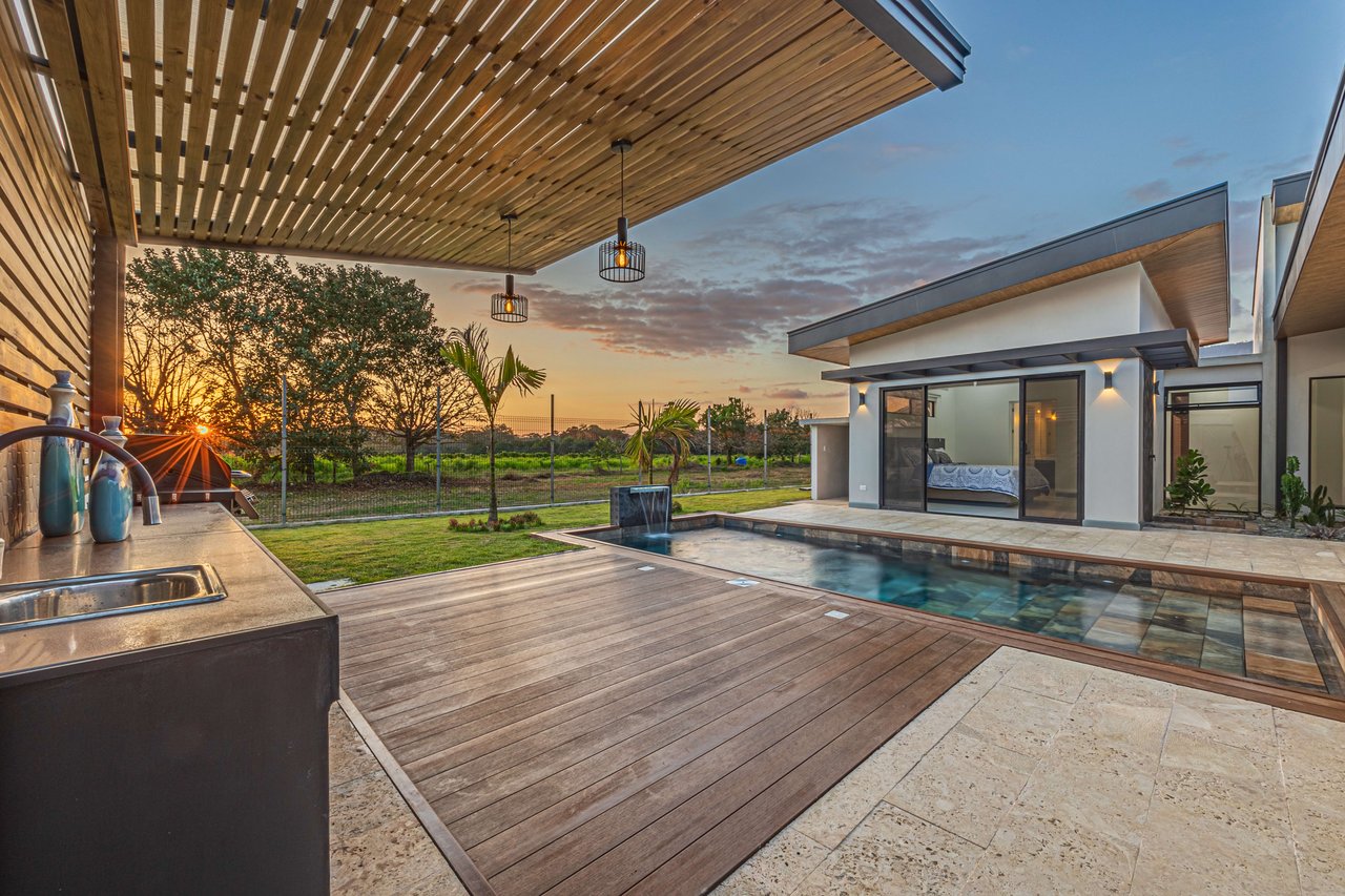 Casa Morfa: Brand New Home in Uvita's Premier Neighborhood