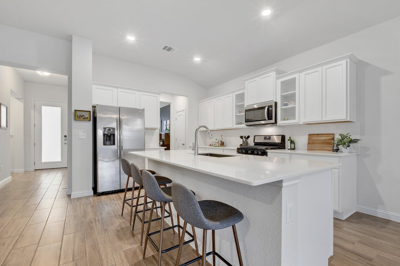 8206 Dampton Ln, Austin, Texas 78744