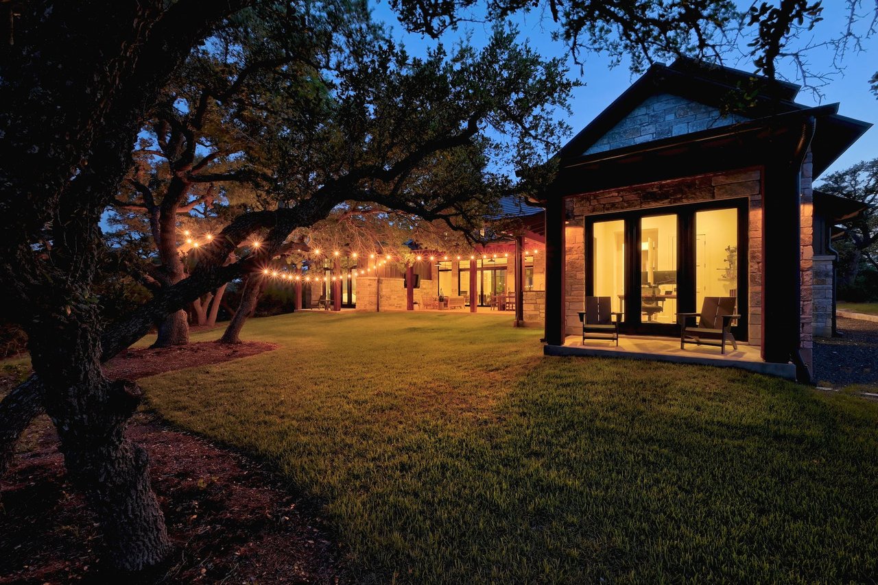 Luxury estate in Dripping Springs near Camp Lucy