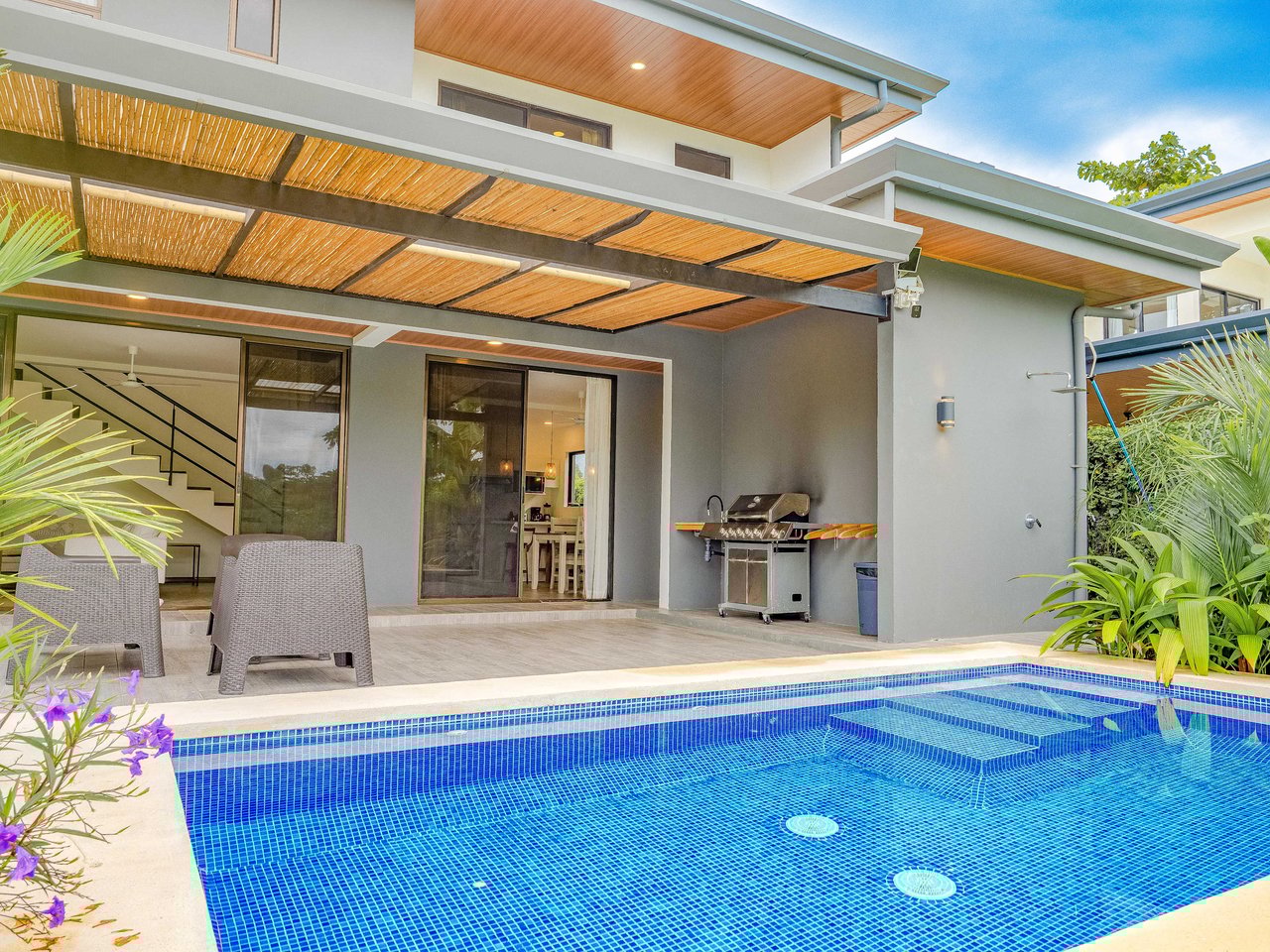 A 3-bedroom home – literally bordering Marino Ballena National Park – but mere steps away from cafes, restaurants, and amenities of the tourist mecca Uvita!