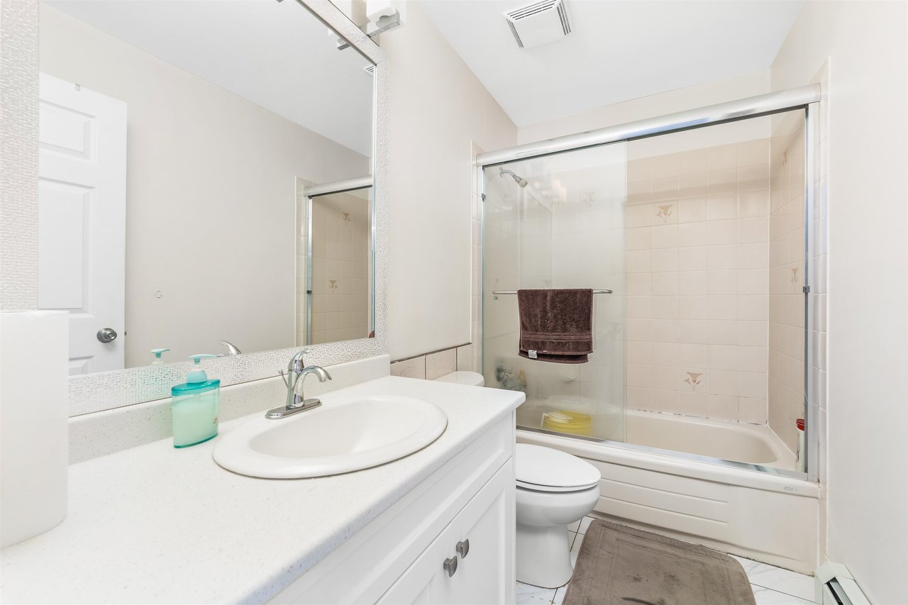 8494 140 St