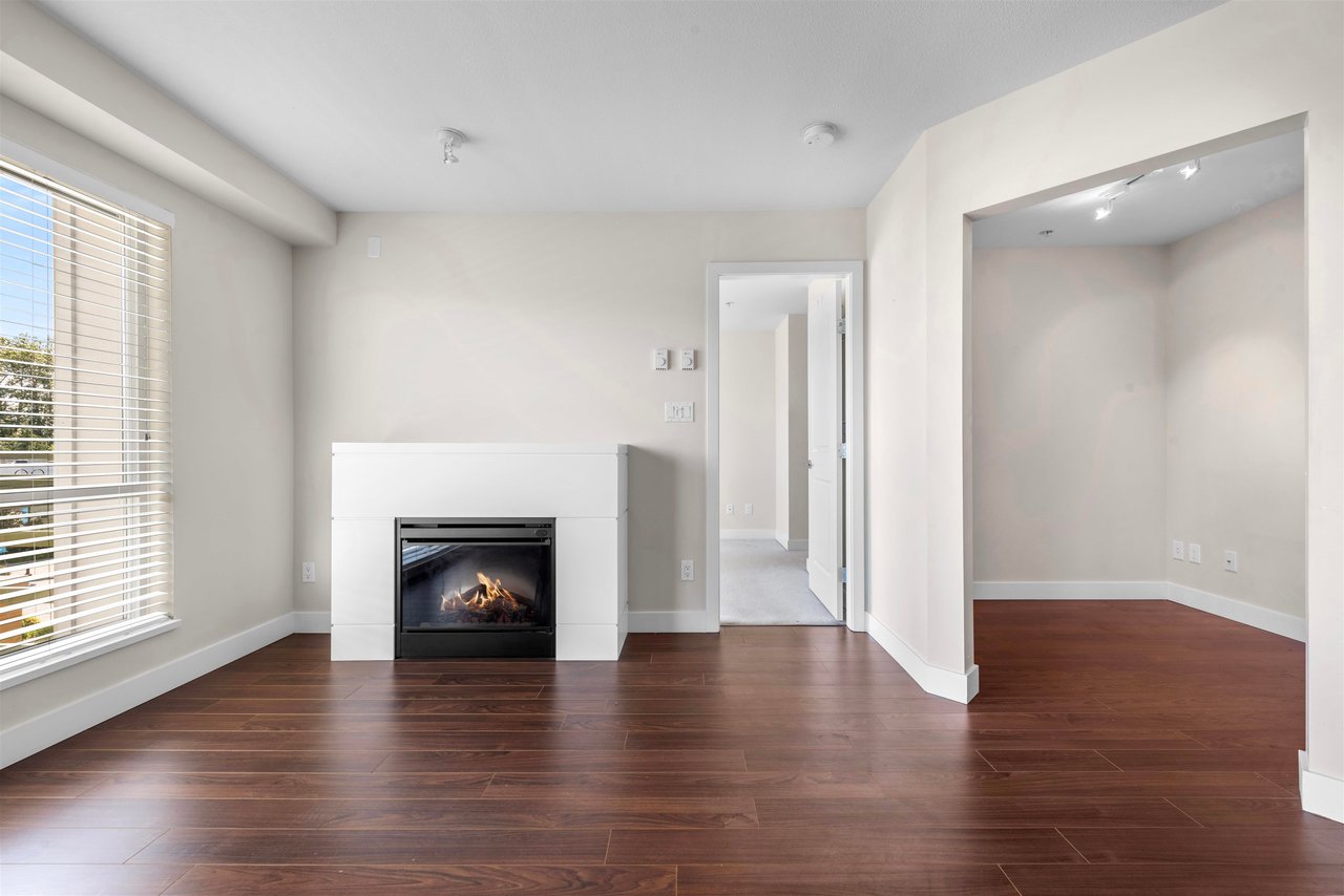 307-15795 Croydon Dr