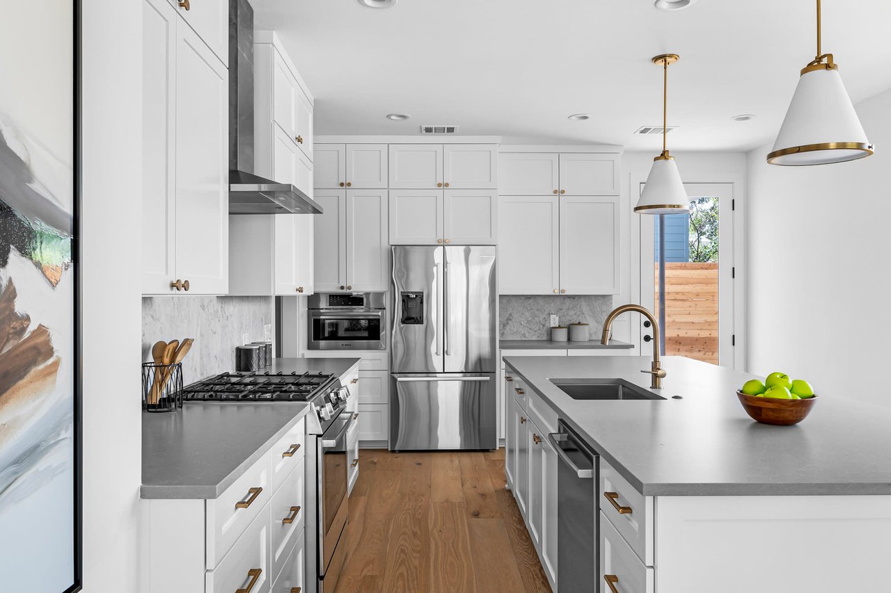 2105 S L Davis Unit #1
