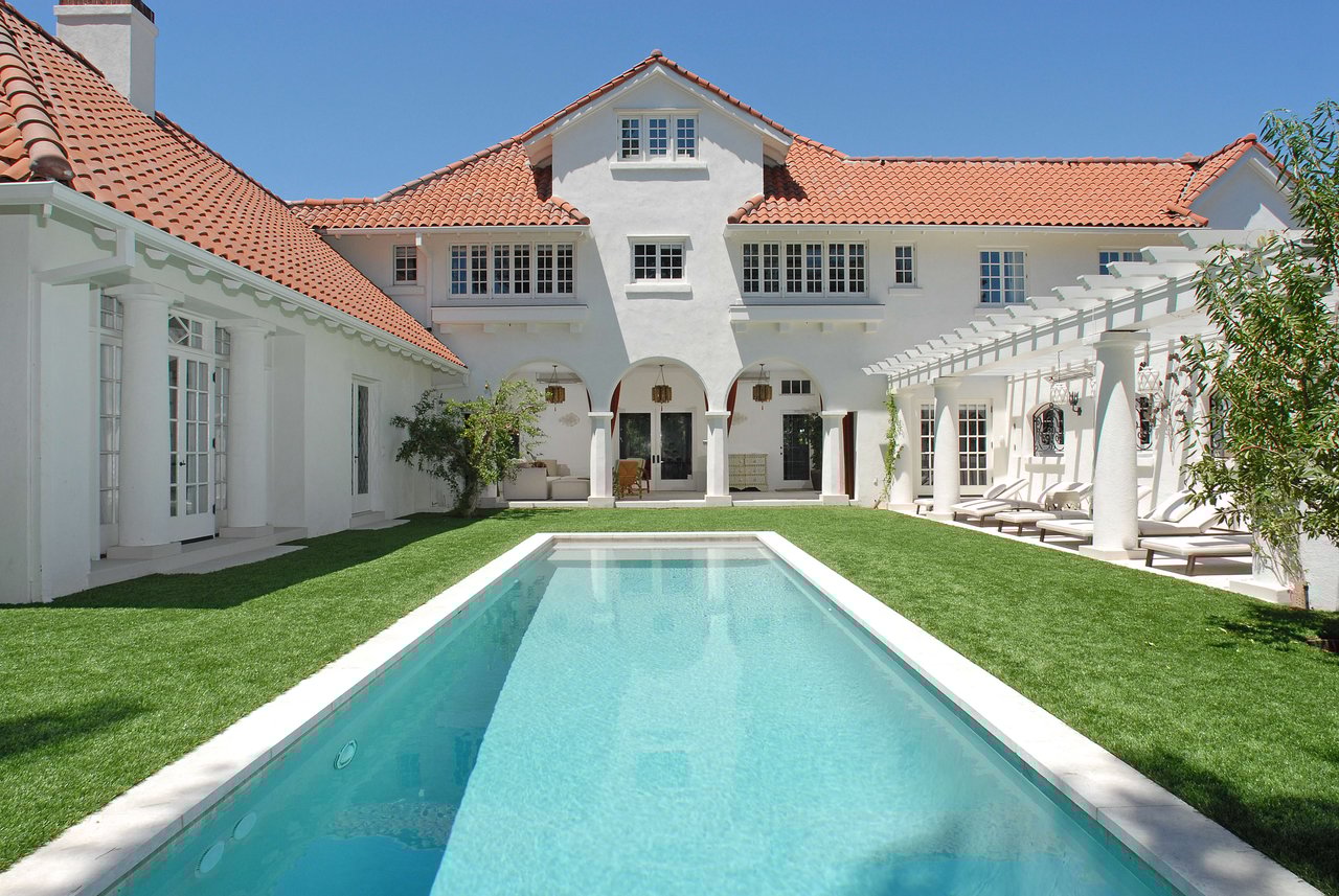 2010 Mille Dr